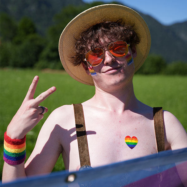 Regenbögen am Land